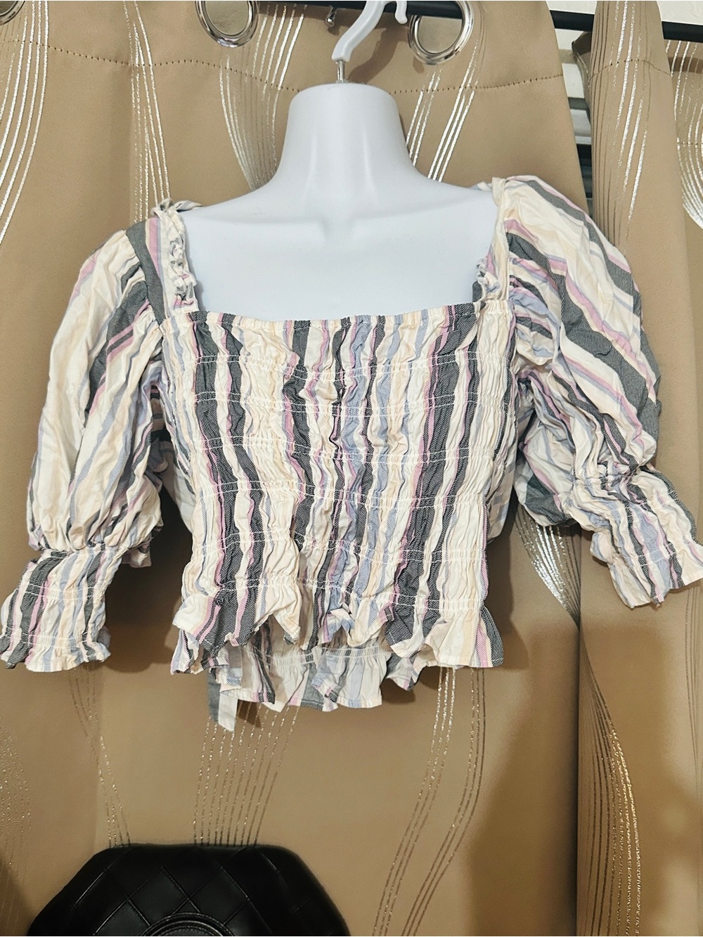 Forever 21 Striped Smocked Puff-Sleeve Cropped Top in Cream, Gray & Pink